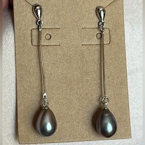 Sterling silver freshwater pearl earrings